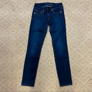 American Eagle super stretch skinny jean size 6